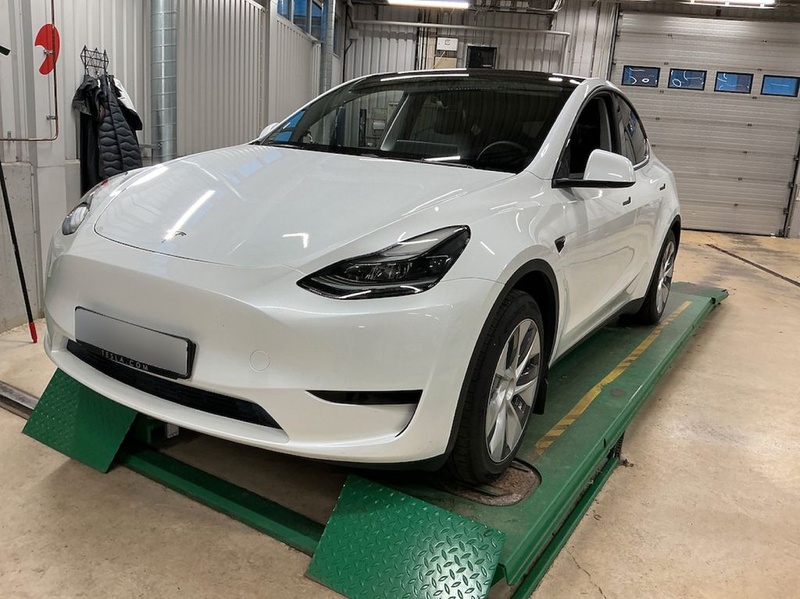 Tesla Model Y
