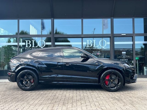 Lamborghini Urus 2021
