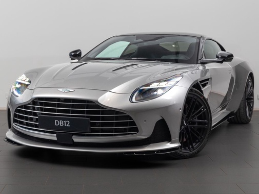 Aston Martin DB12 2025