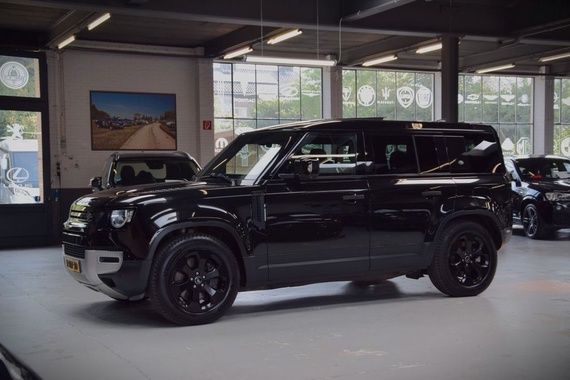 Land Rover Defender 2021