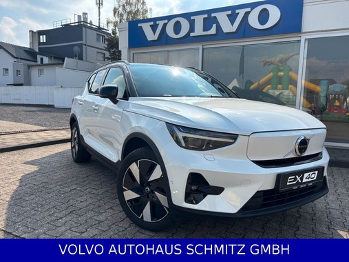 Volvo EX40 2025