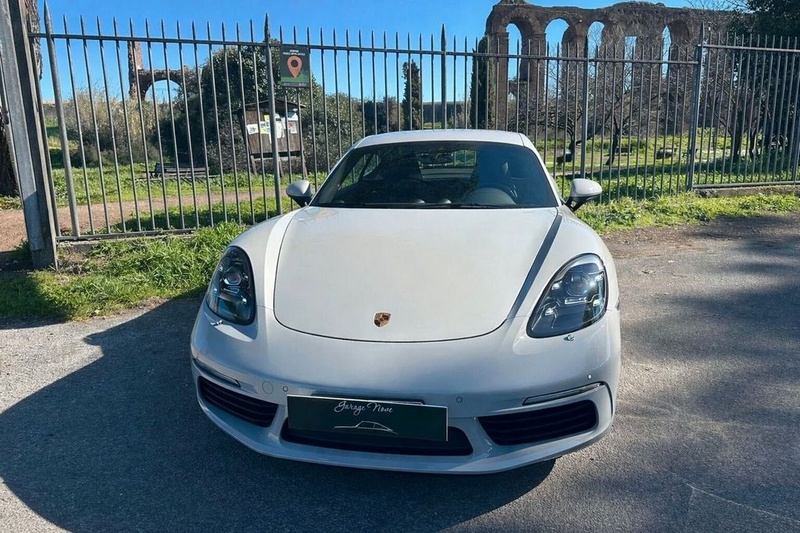 Porsche Cayman