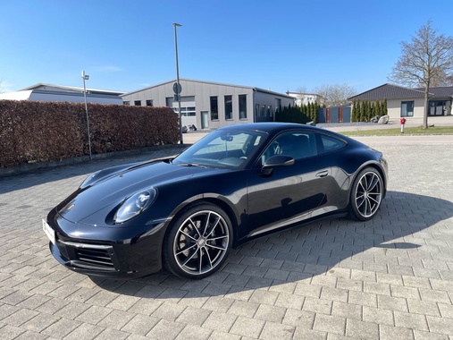 Porsche 992 2023