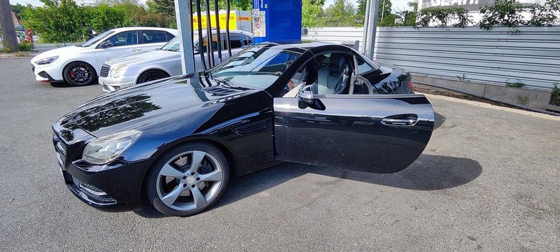 Mercedes-Benz SLK-Class