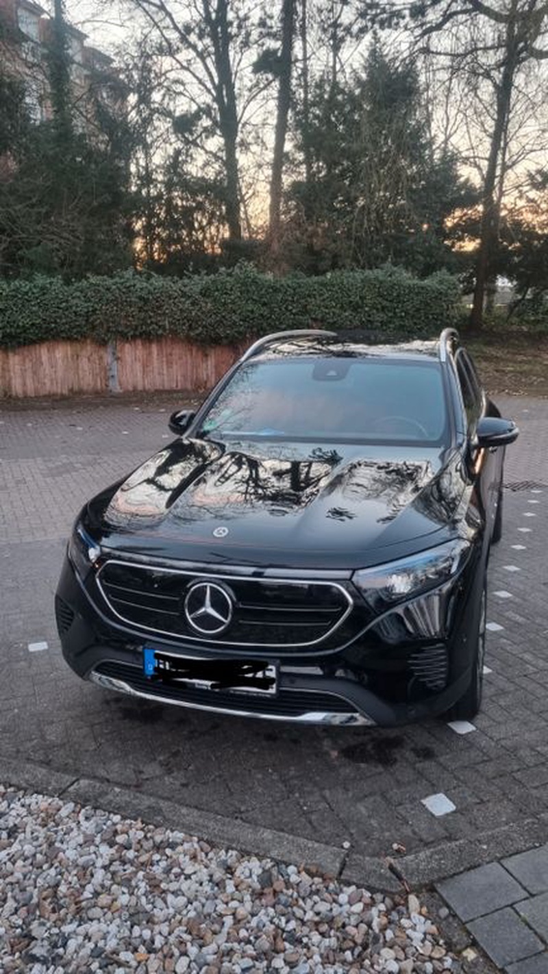 Mercedes-Benz EQB