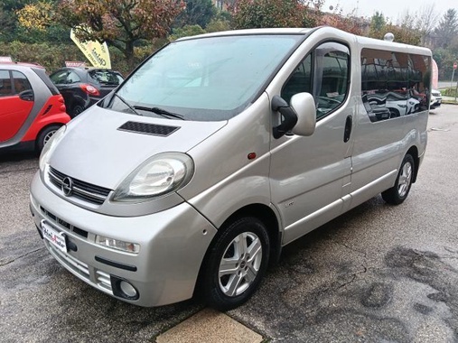 Opel Vivaro 2003