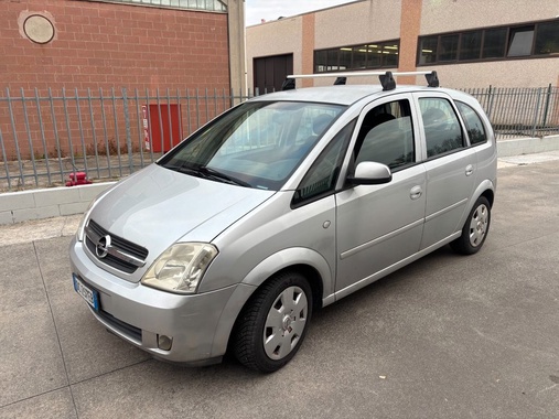 Opel Meriva 2011