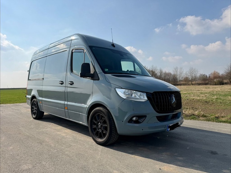 Mercedes-Benz Sprinter