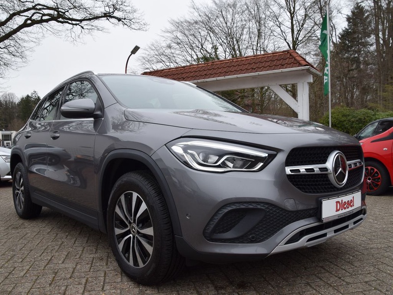 Mercedes-Benz GLA-Class