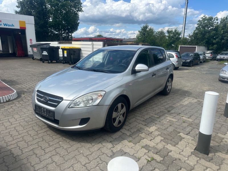 Kia cee'd / Ceed