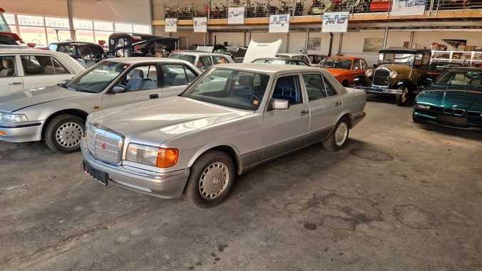 Mercedes-Benz 420 1989