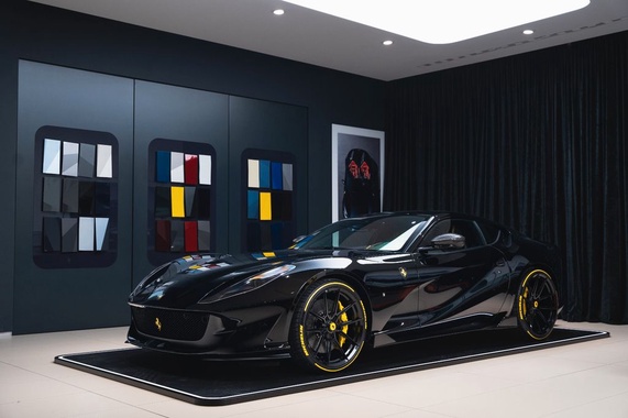 Ferrari 812 2020