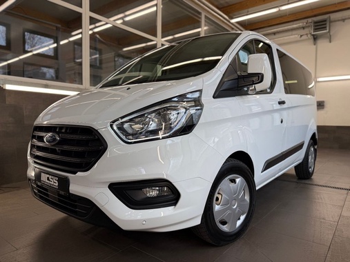 Ford Tourneo Custom 2023