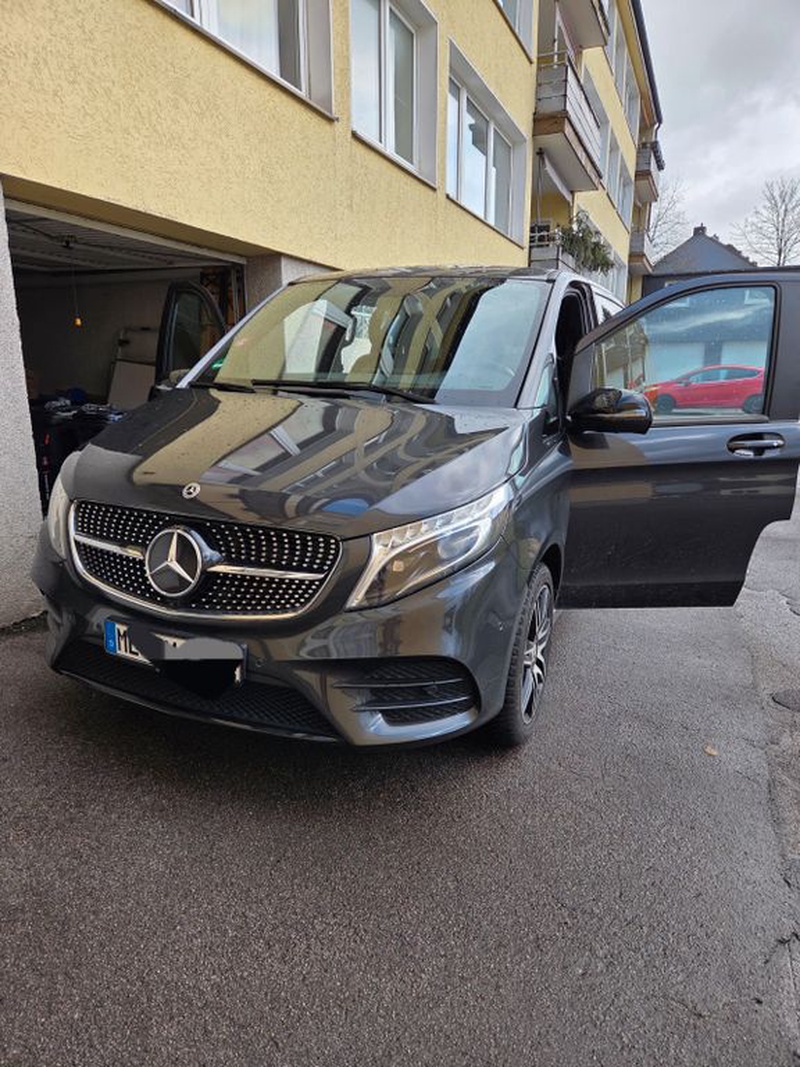 Mercedes-Benz V-Class
