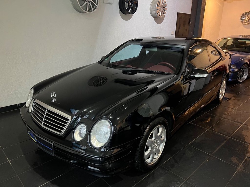 Mercedes-Benz CLK-Class
