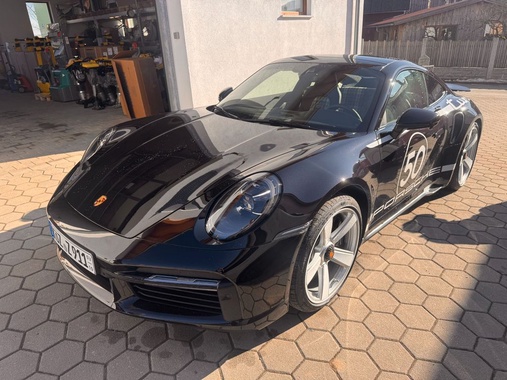 Porsche 911 2025