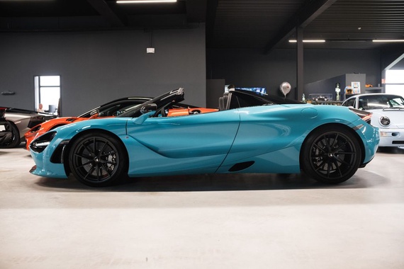 McLaren 720S 2022