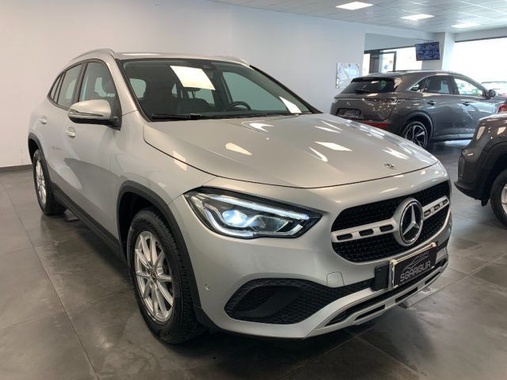 Mercedes-Benz GLA-Class 2021