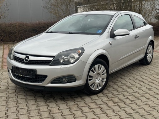 Opel Astra 2009
