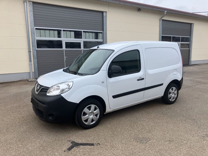 Nissan NV250