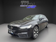 Volvo V90 2025