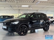 Volvo XC40 2025