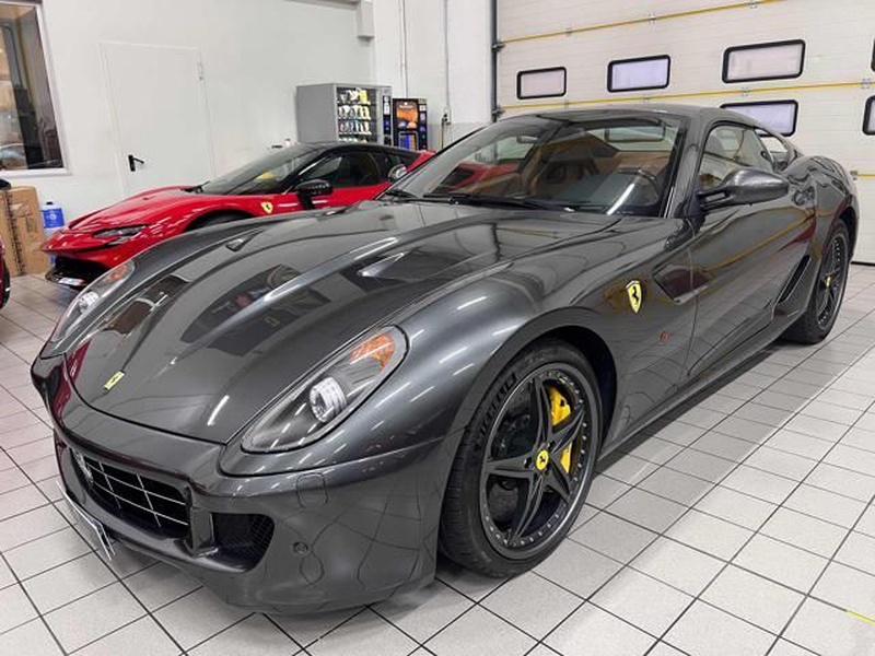 Ferrari 599