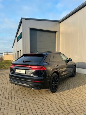 Audi Q8 2025