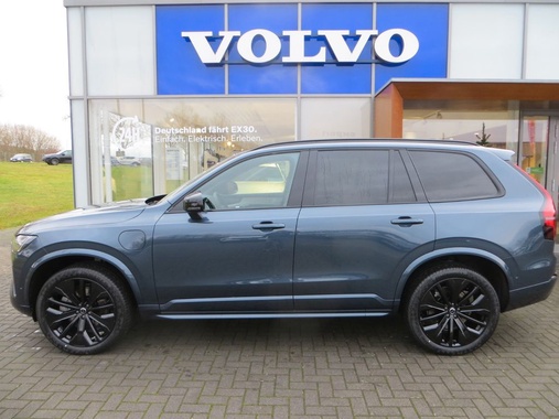 Volvo XC90 2025