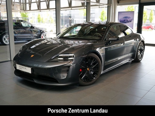 Porsche Taycan 2023