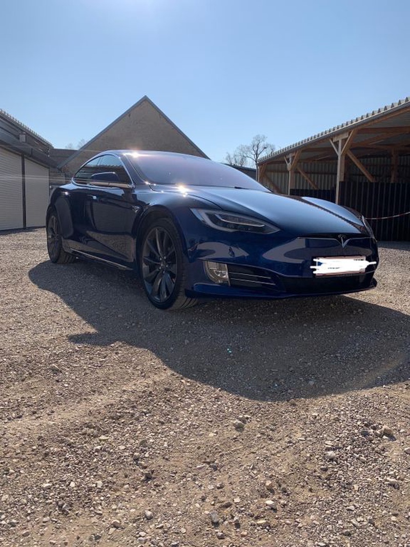 Tesla Model S
