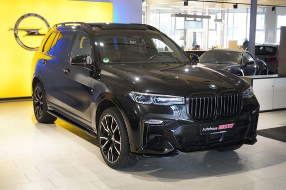 BMW X7 2021