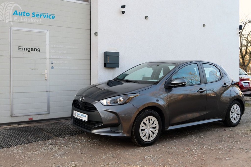 Mazda 2