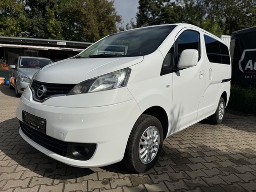 Nissan NV200 2013