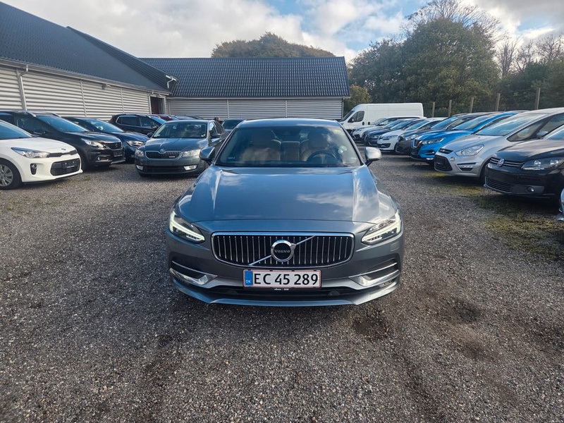 Volvo S90