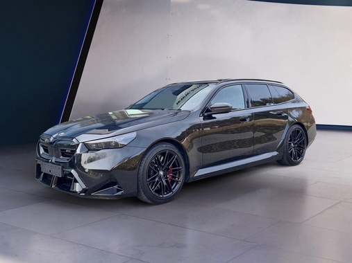 BMW M5 2025