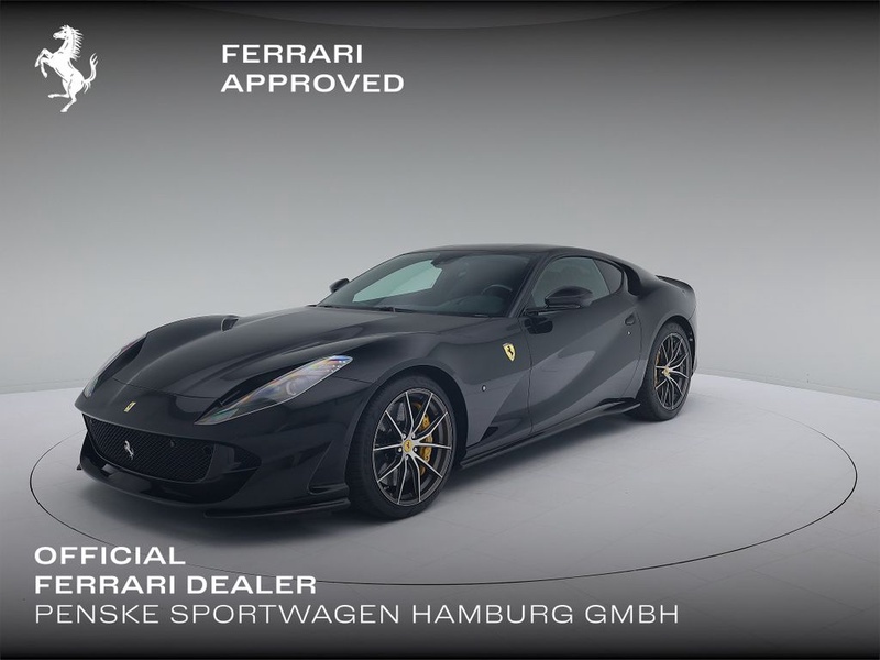 Ferrari 812