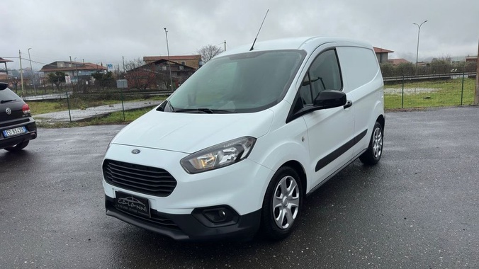 Ford Transit Courier 2022