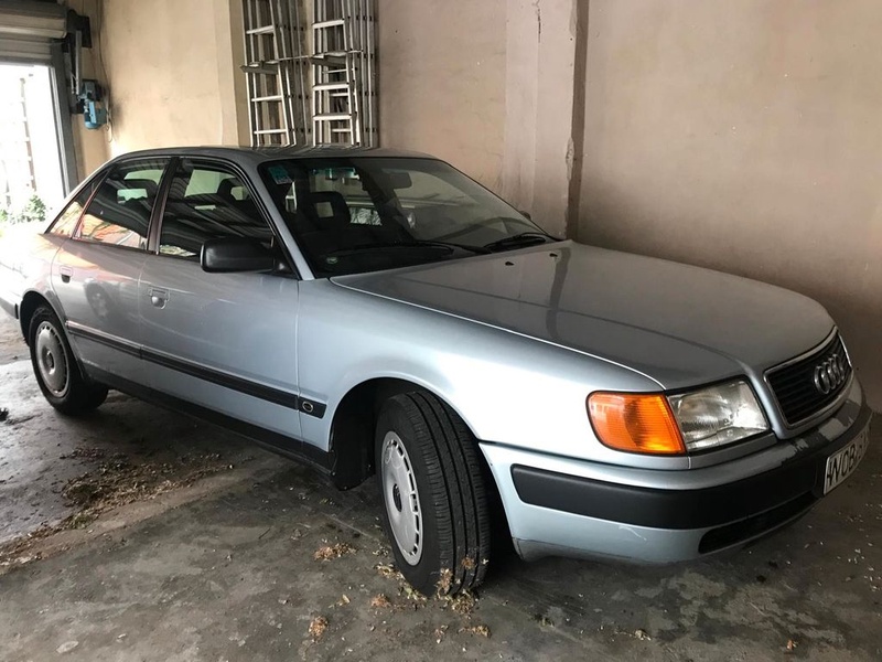 Audi 100