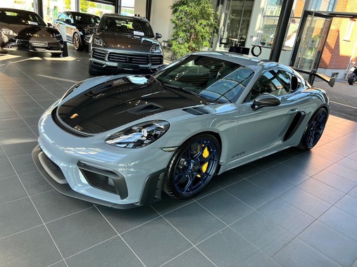 Porsche Cayman 2022