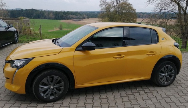 Peugeot 208 2022
