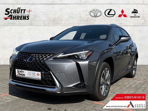 Lexus UX 2021