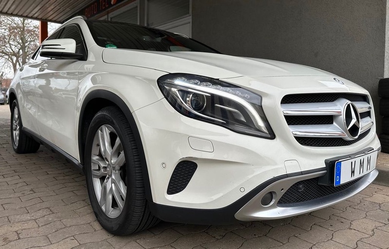 Mercedes-Benz GLA-Class