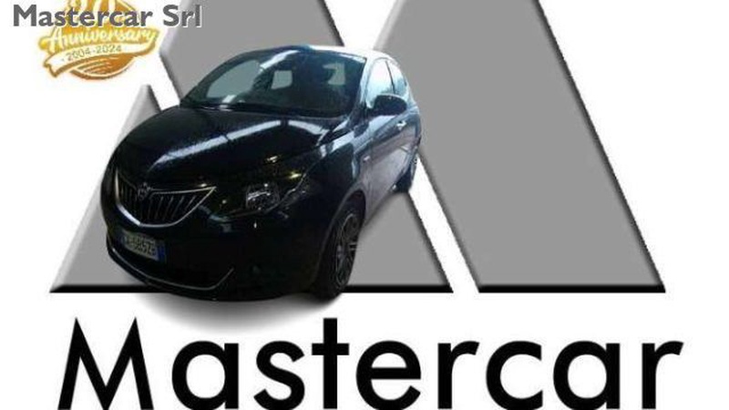 Lancia Ypsilon