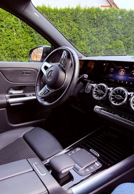 Mercedes-Benz EQA 2022