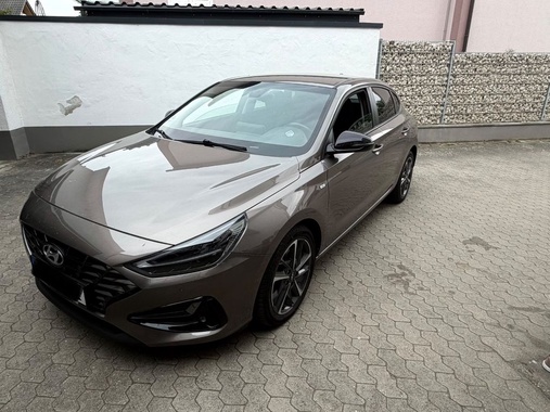 Hyundai i30 2021