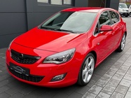 Opel Astra 2012