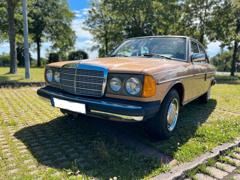 Mercedes-Benz 300