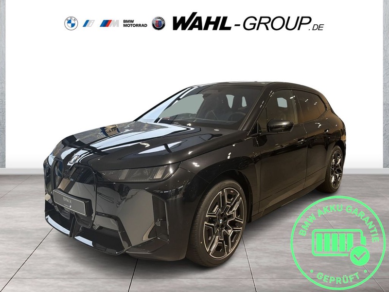 BMW iX