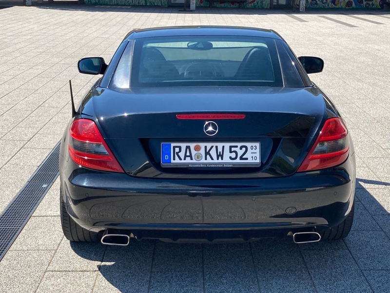 Mercedes-Benz SLK-Class